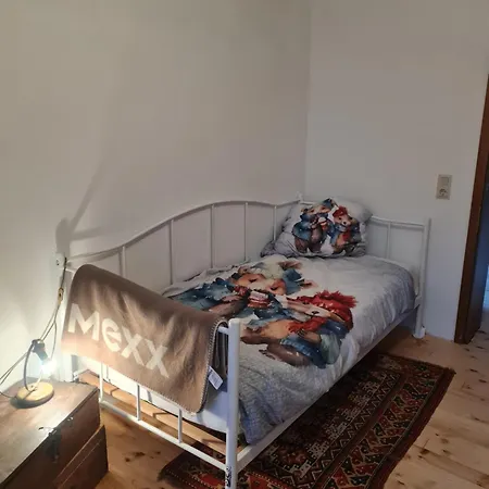 Grosse In Einzigartigem Historischen Gebaeude Hardegsen