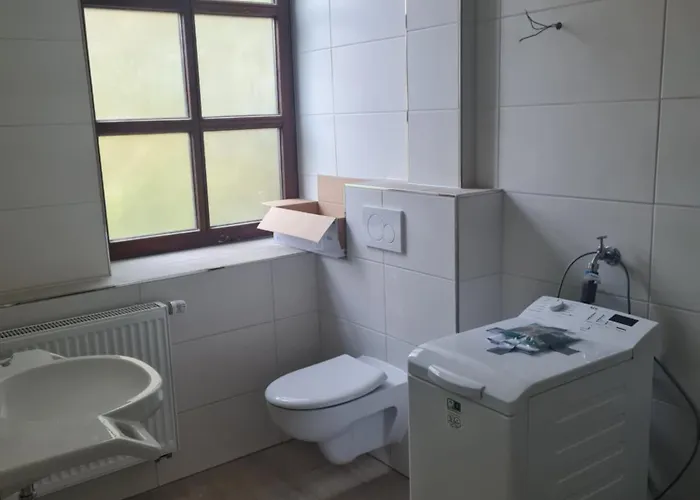 Grosse In Einzigartigem Historischen Gebaeude